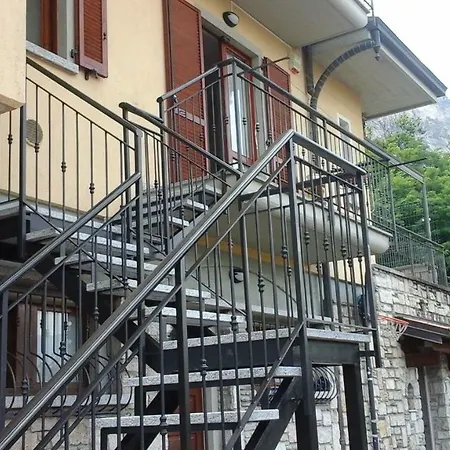 Casa de Férias Casa Vacanze Serena Baveno